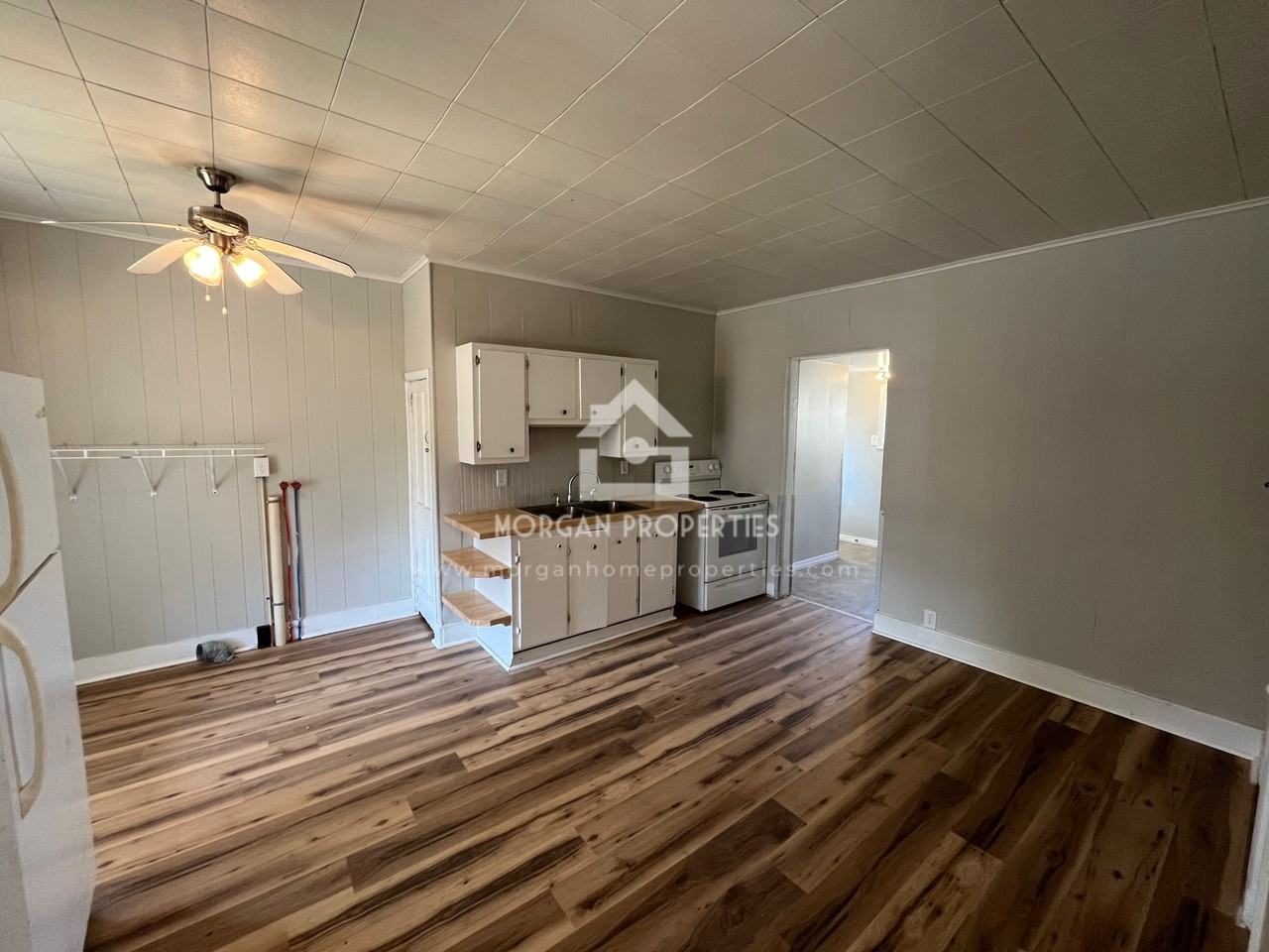 325 S 12th St #1 - Photo 3 of 7