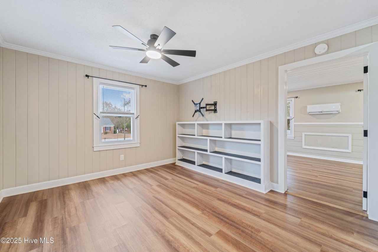 211 Brentwood Ave Unit A #A - Photo 5 of 33