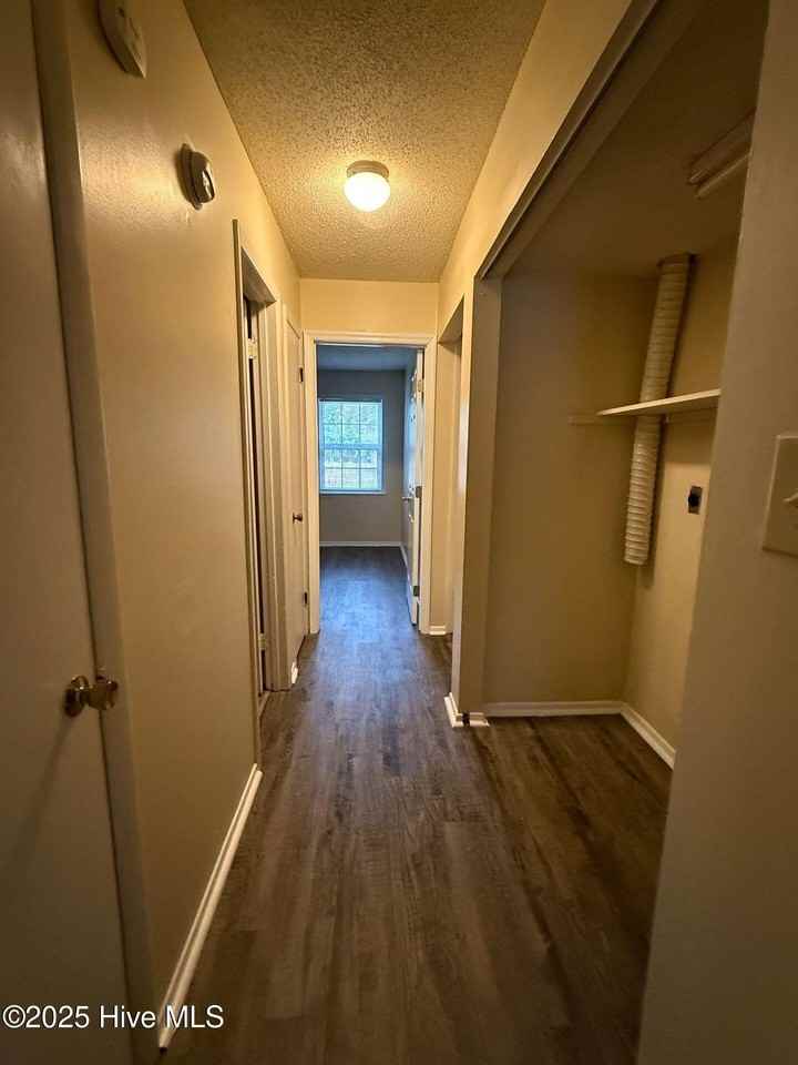 120 Twinwood Dr - Photo 6 of 9