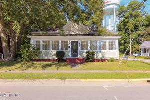 featured image of 417 Third St