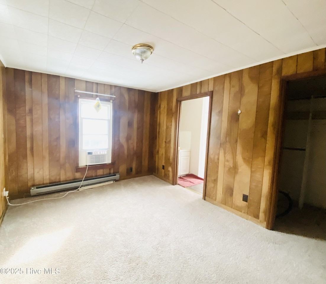 501 E Broad St Unit B #B - Photo 4 of 6