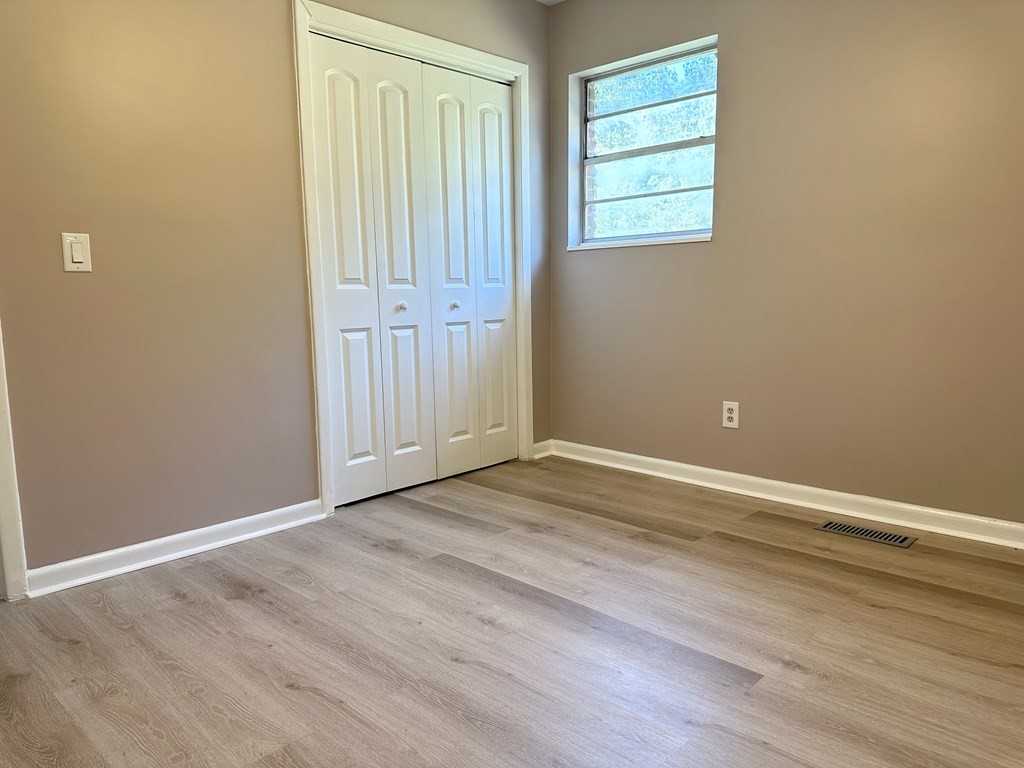 1138 Philema Rd S #1 - Photo 7 of 10