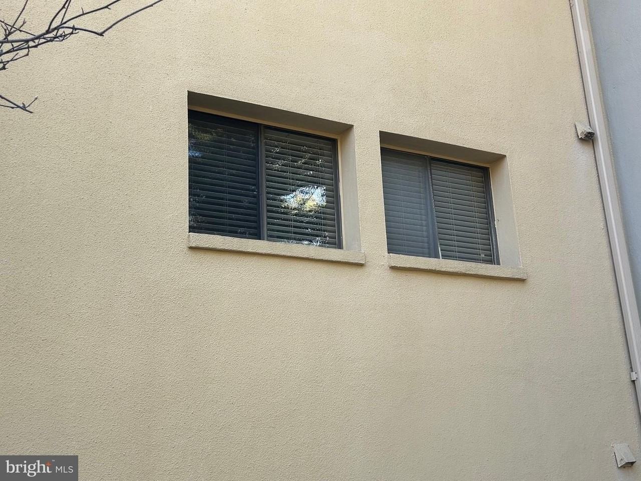 5645 Harpers Farm Rd - Photo 3 of 38