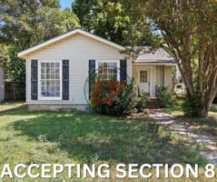 featured image of 3121 Colonial Ave #1