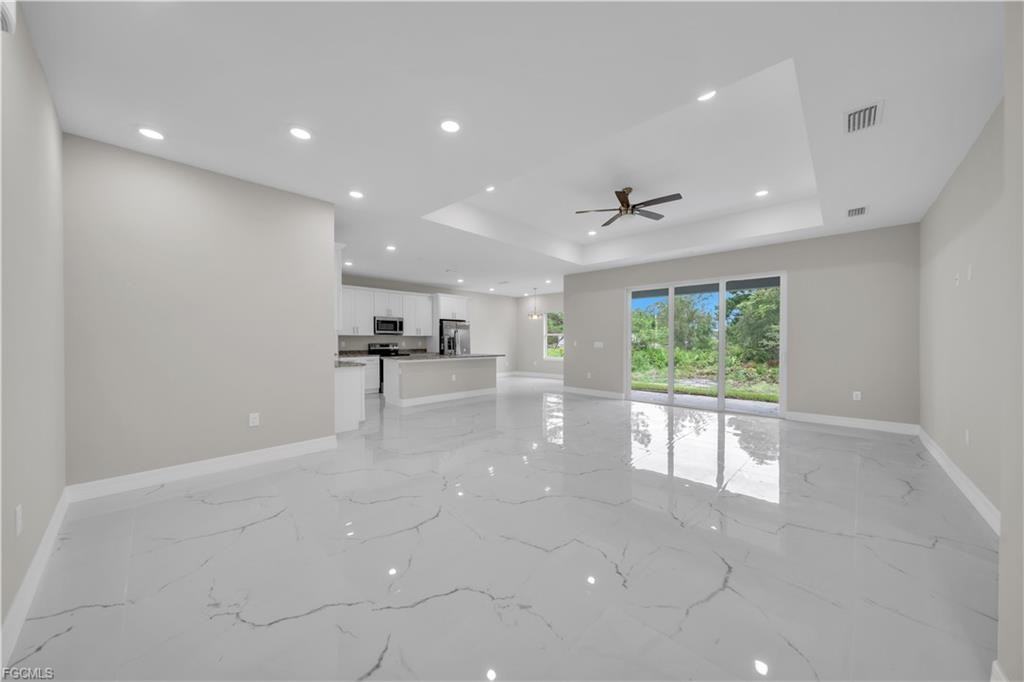 543 Mcarthur Blvd - Photo 7 of 8