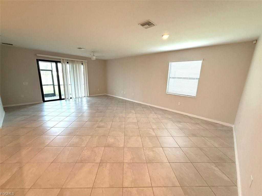 14579 Palamos Cir - Photo 2 of 8