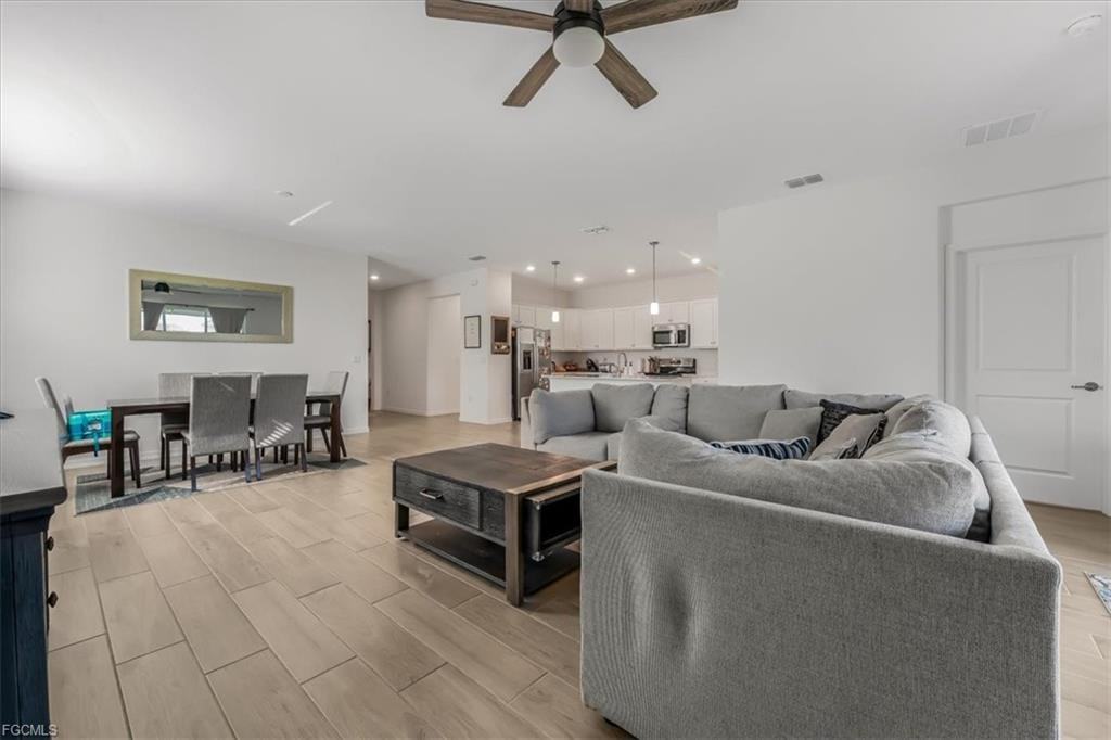 2581 Kona Way - Photo 3 of 8