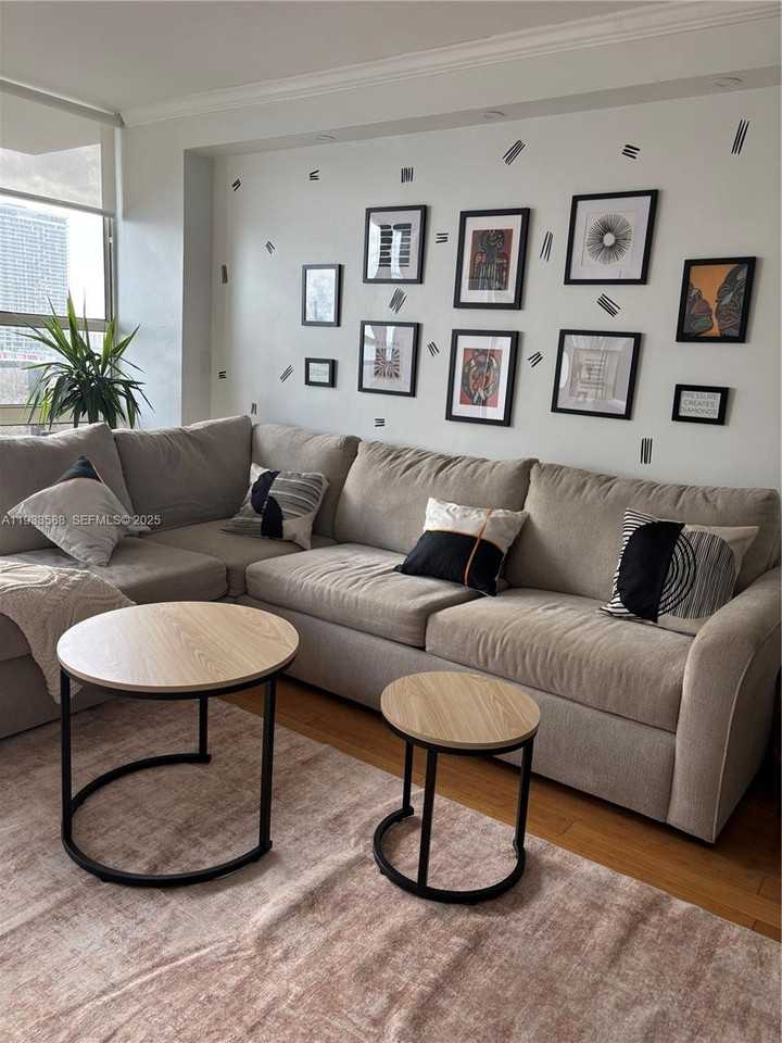 600 Ne 36th St #1917 - Photo 2 of 8