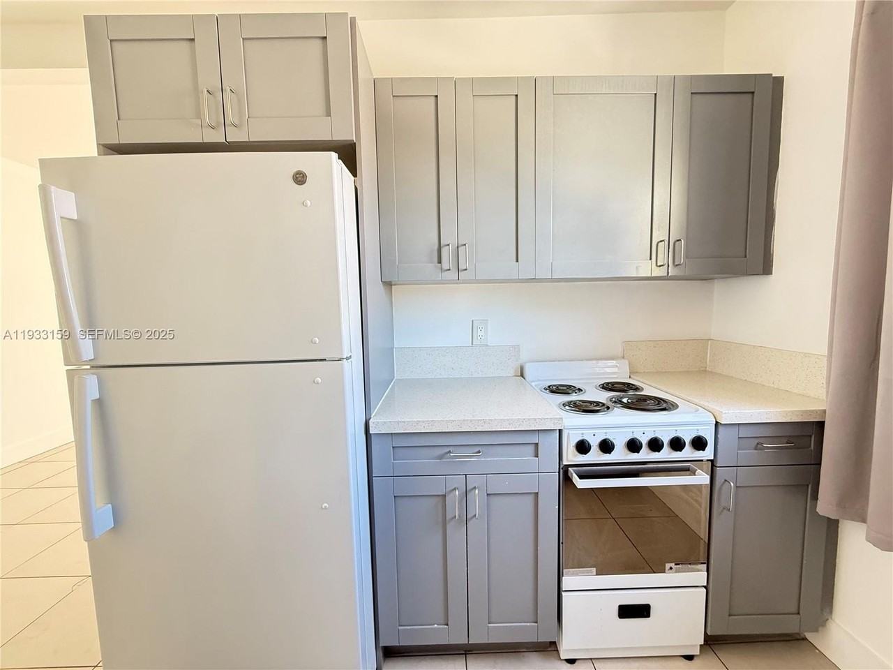 2313 Nw 14th St #3 - Photo 2 of 15