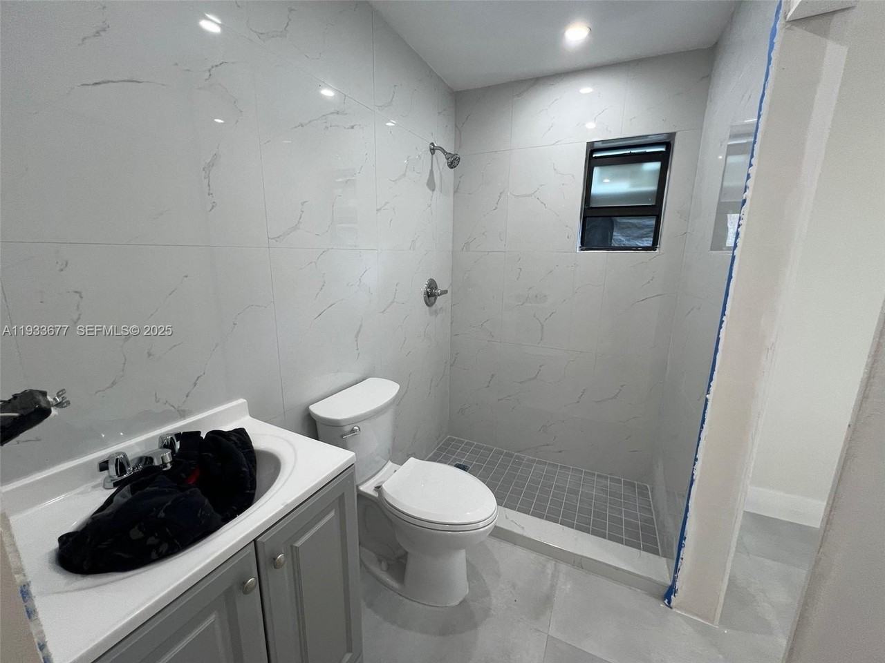 2169 Nw Flagler Ter - Photo 3 of 9