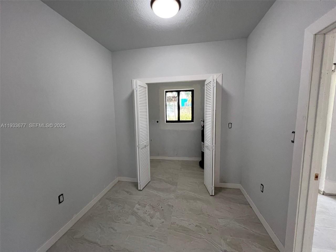 2169 Nw Flagler Ter - Photo 4 of 9