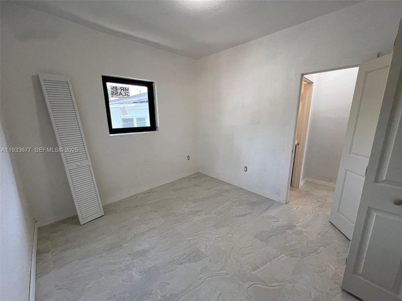 2169 Nw Flagler Ter - Photo 6 of 9