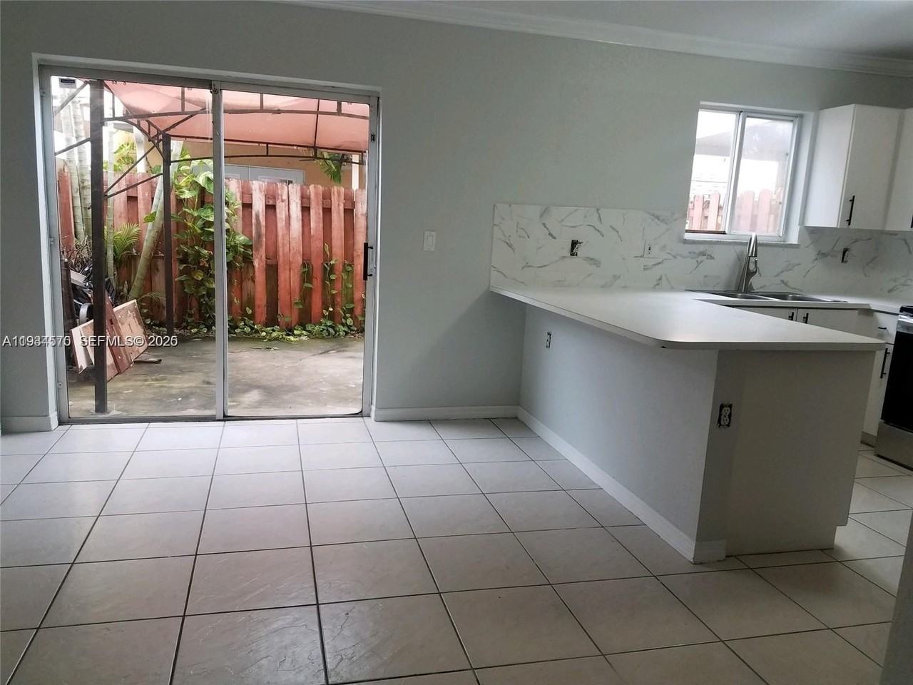 10658 Nw 87th Ct #10658 - Photo 2 of 12