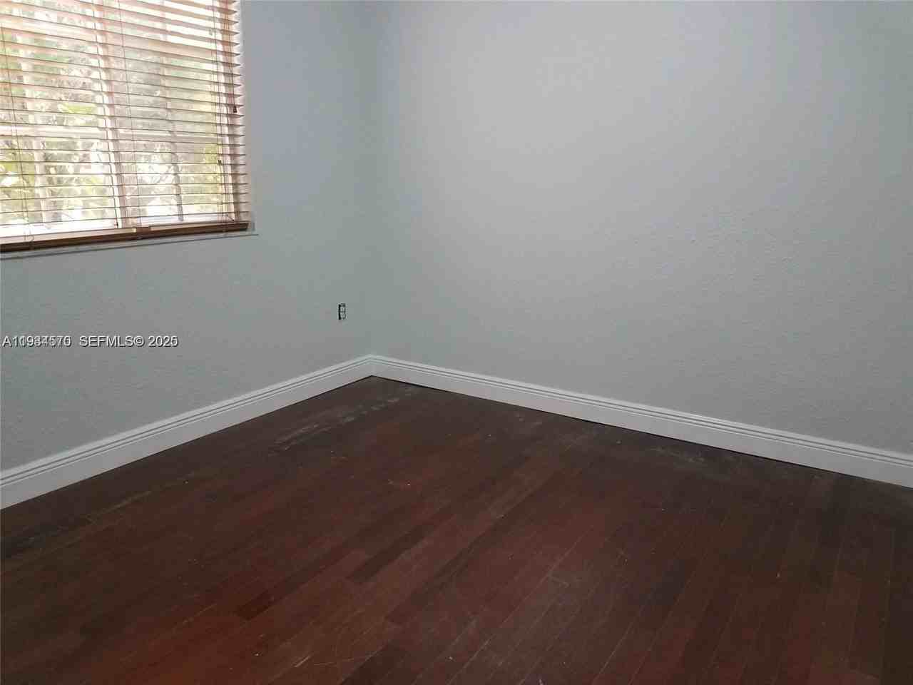 10658 Nw 87th Ct #10658 - Photo 6 of 12