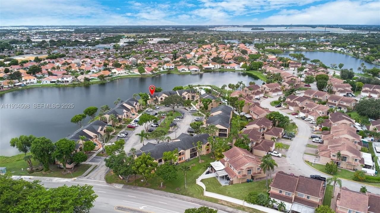 8250 Nw 191st St #10D