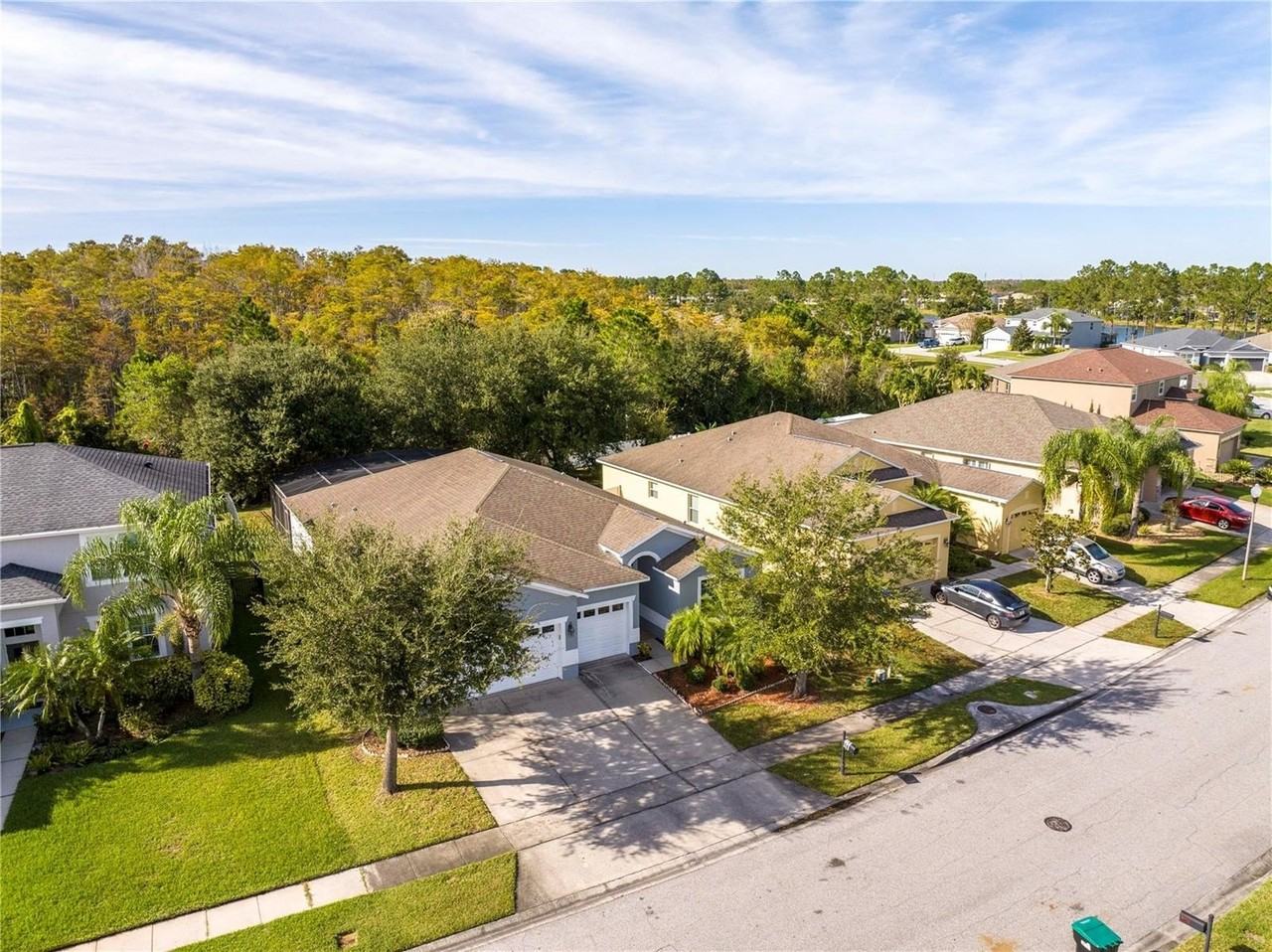 2342 Crosston Cir - Photo 3 of 50