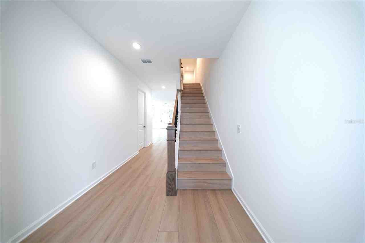 1895 Pinecliff Dr - Photo 6 of 50