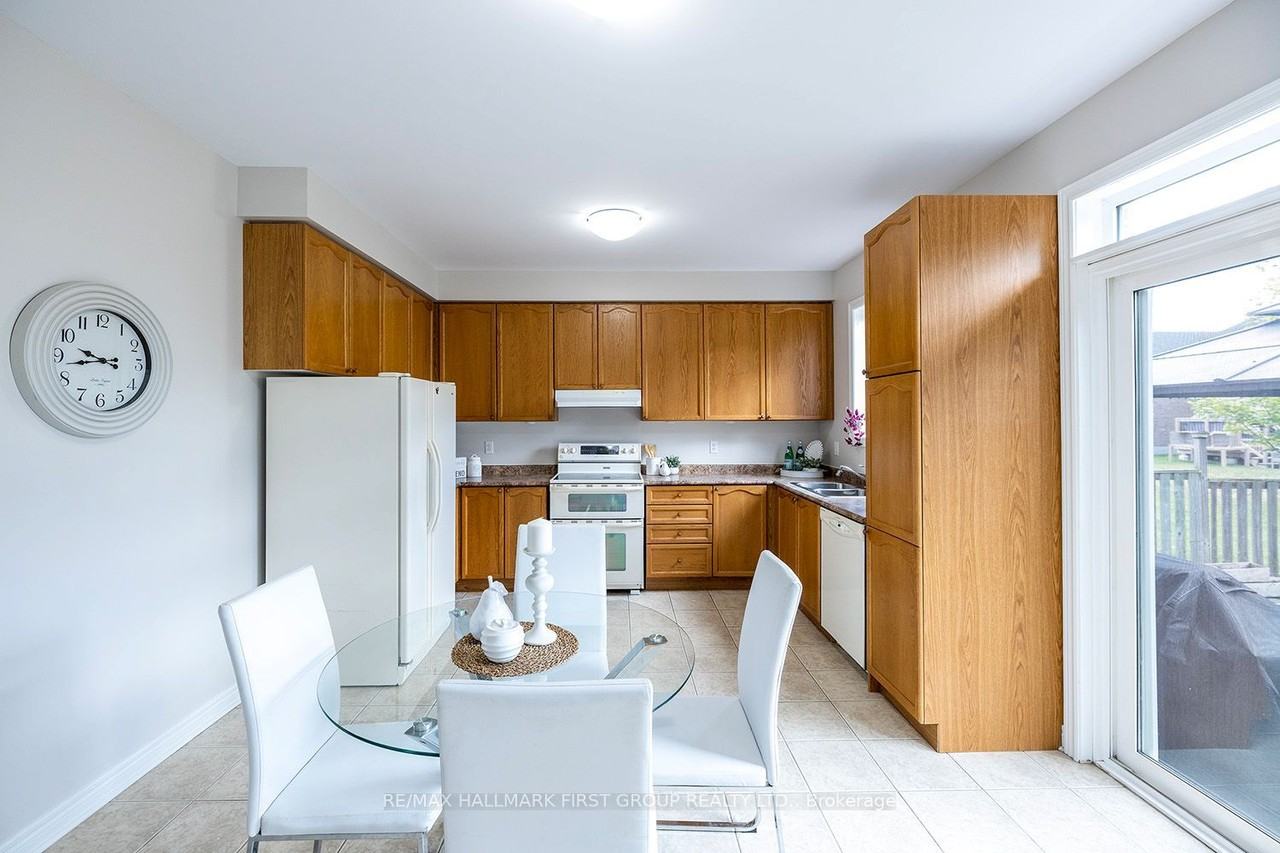 64 Chimney Hill Way #1 - Photo 6 of 24