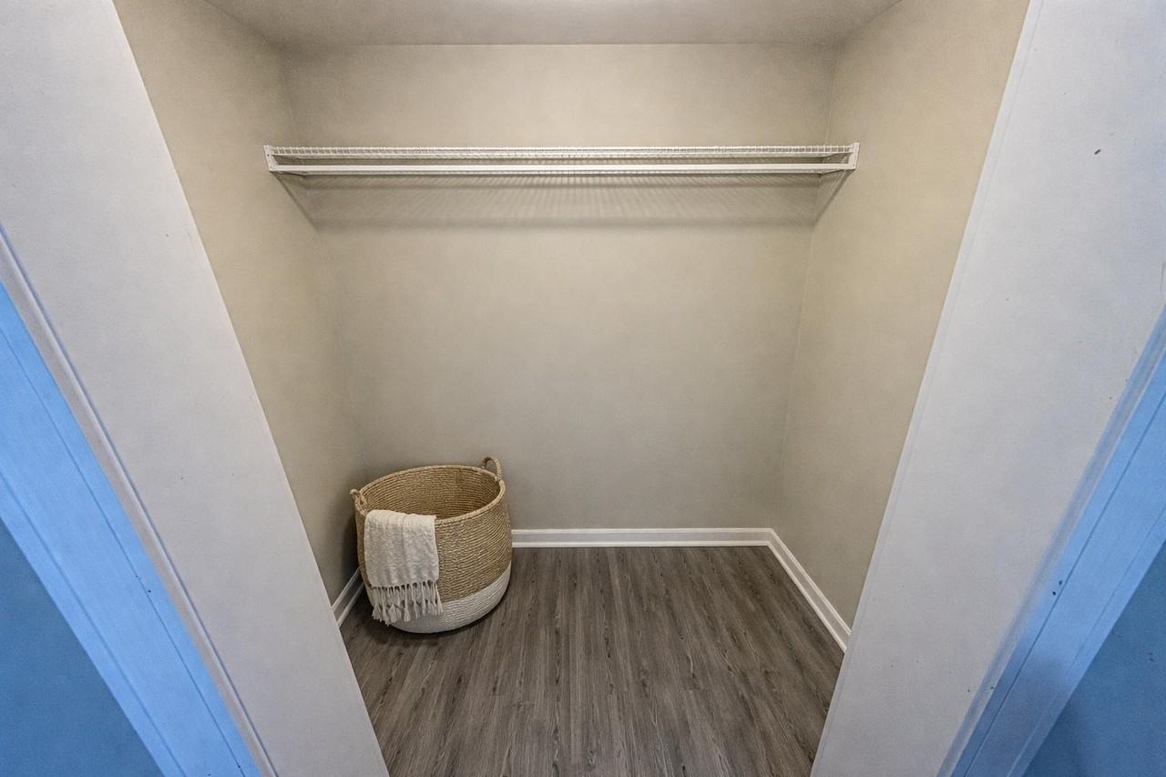 Forest West Ct - Photo 6 of 6