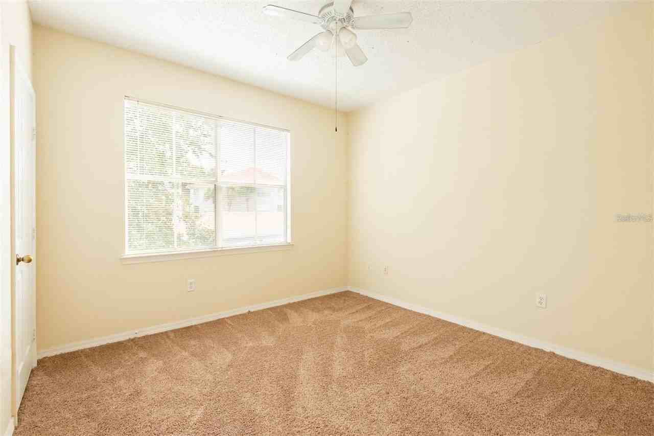 18001 Richmond Place Dr #926 - Photo 7 of 16