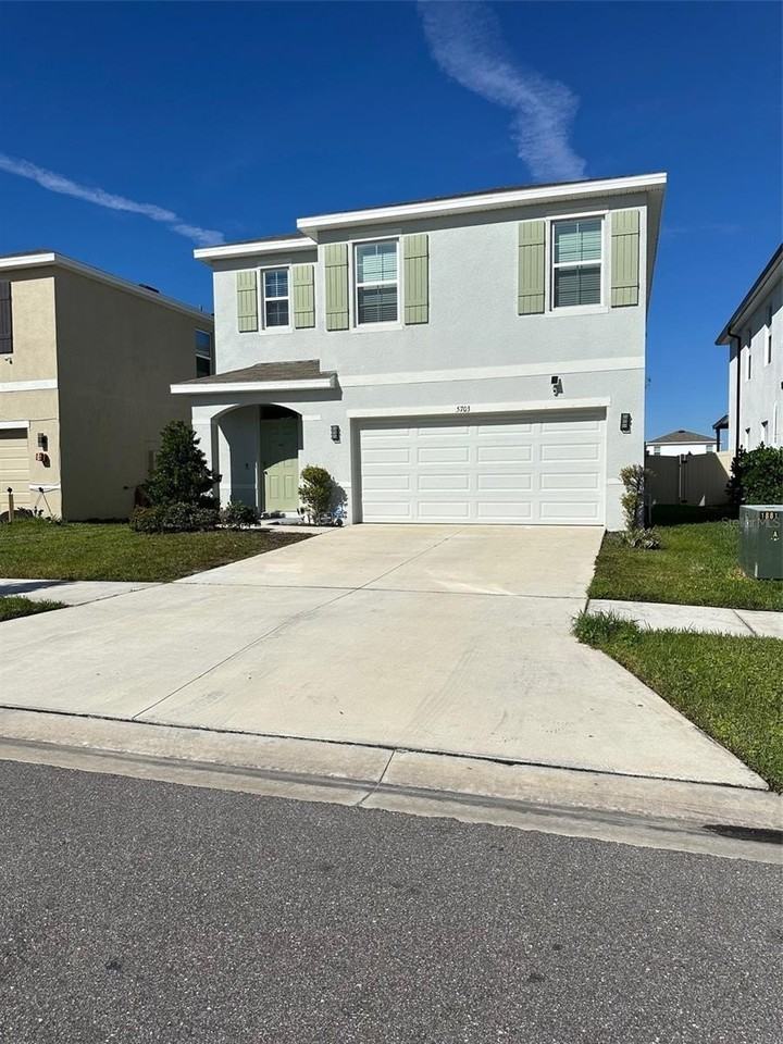 5703 Hollingworth Trl - Photo 2 of 9