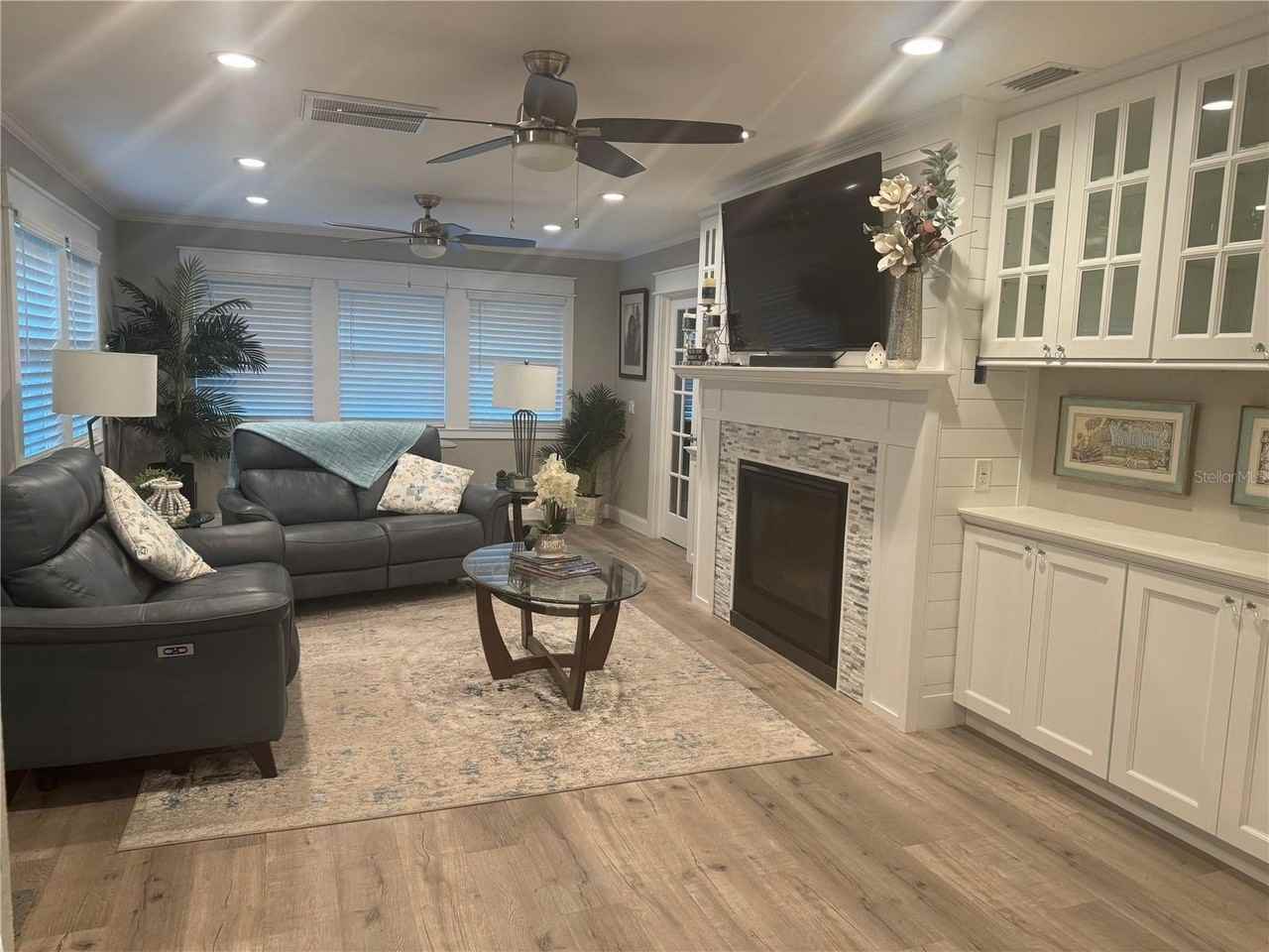 7504 Grand Blvd - Photo 5 of 12