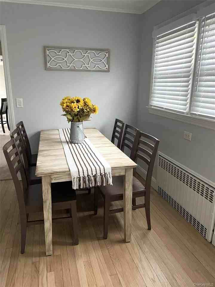 310 Old Shipyard Ln - Photo 2 of 5