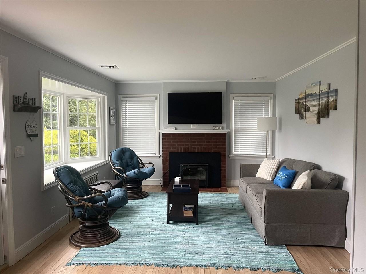 310 Old Shipyard Ln - Photo 3 of 5