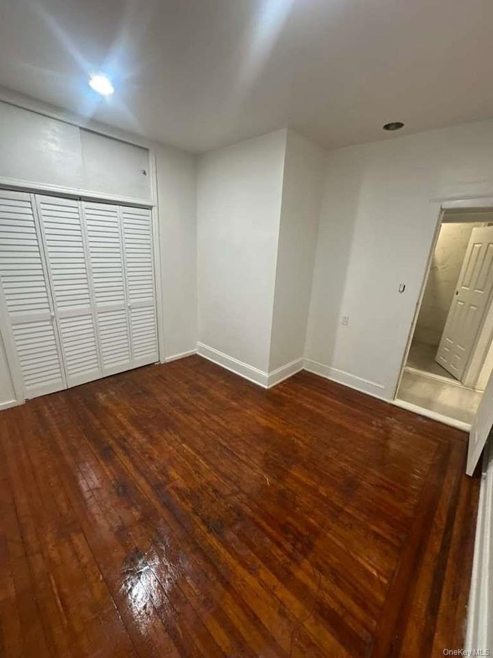 3581 Eastchester Rd Apt 2 #2 - Photo 7 of 13