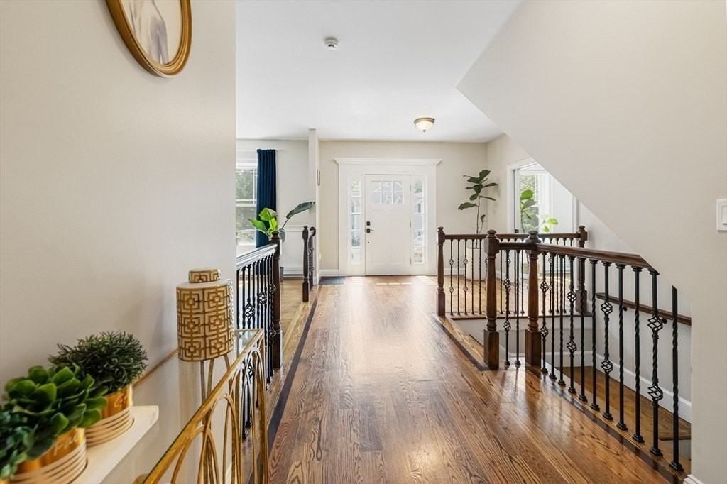 9 Washington Ave - Photo 3 of 40