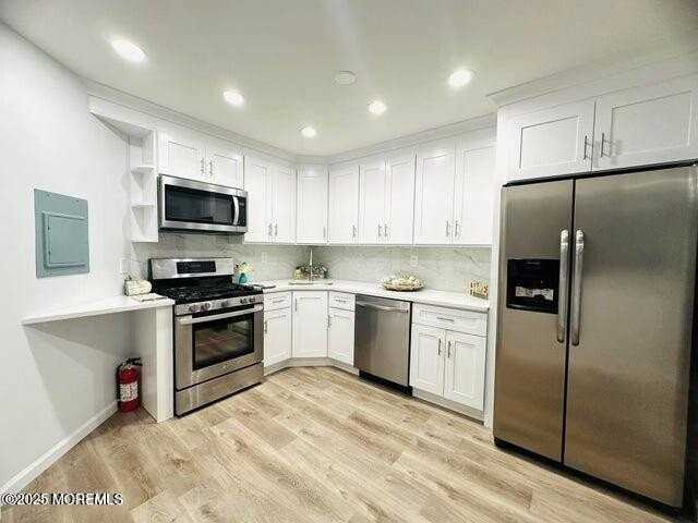 16 Gerard Pl - Photo 6 of 42