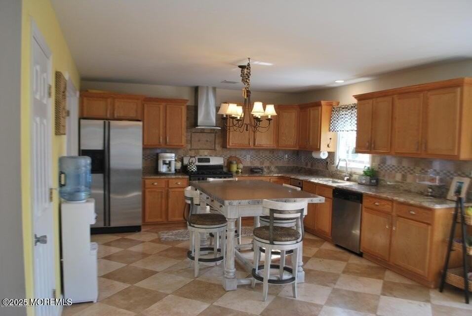 203 Sunrise St - Photo 3 of 16