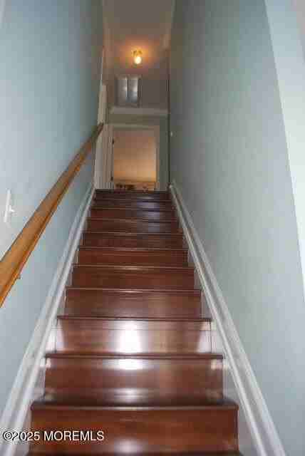 203 Sunrise St - Photo 7 of 16