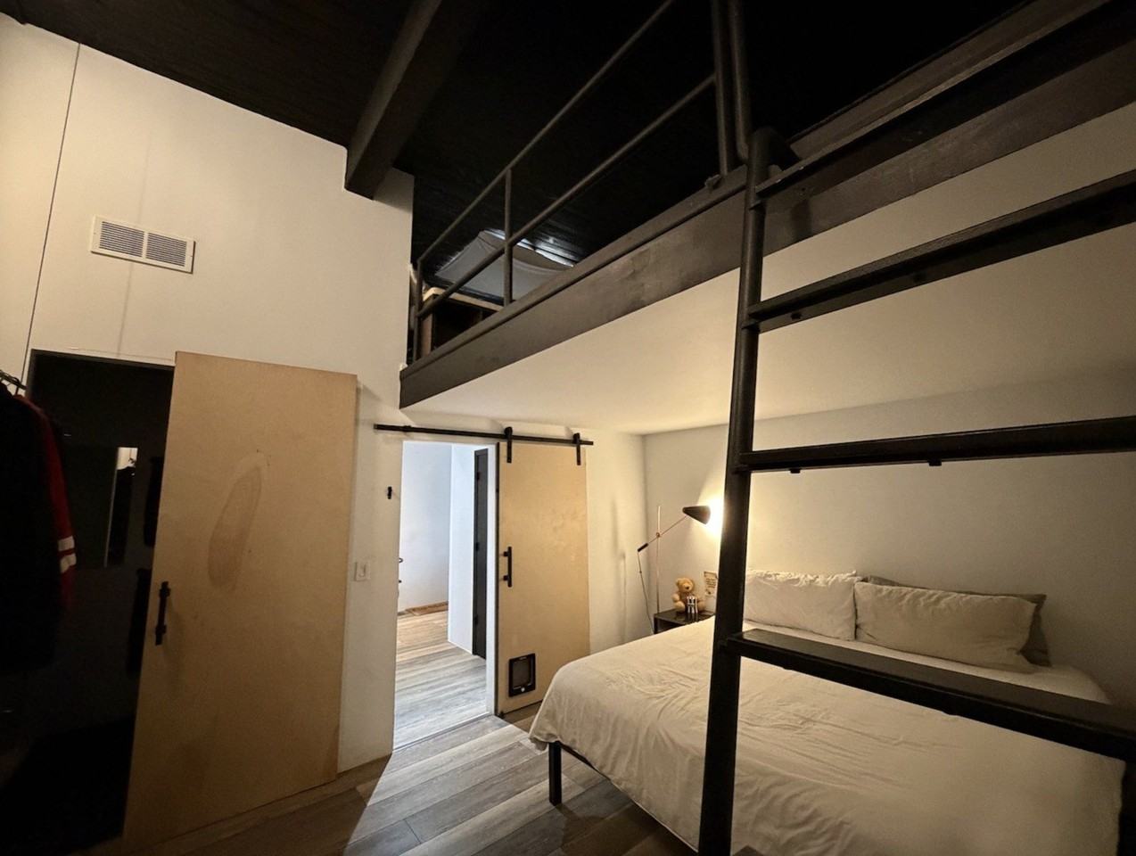 3323 N Paulina St Apt 5g #5G - Photo 7 of 8