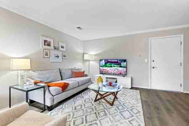 1671 Greenbriar Dr Apt 3522 #3522 - Photo 3 of 29