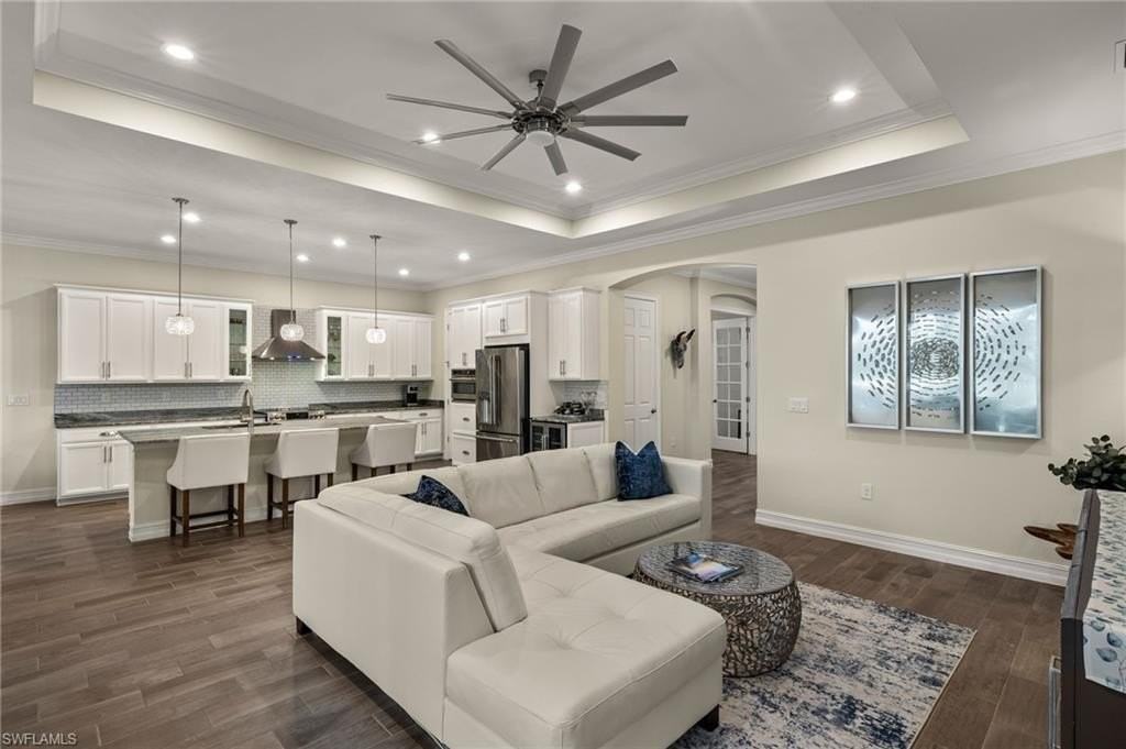 14769 Windward Ln - Photo 5 of 44