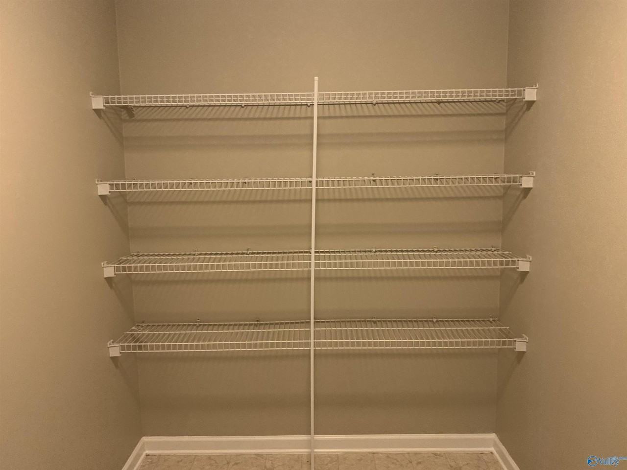 104 Dartford Dr - Photo 5 of 18