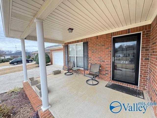 236 Misty Cove Ct - Photo 3 of 48