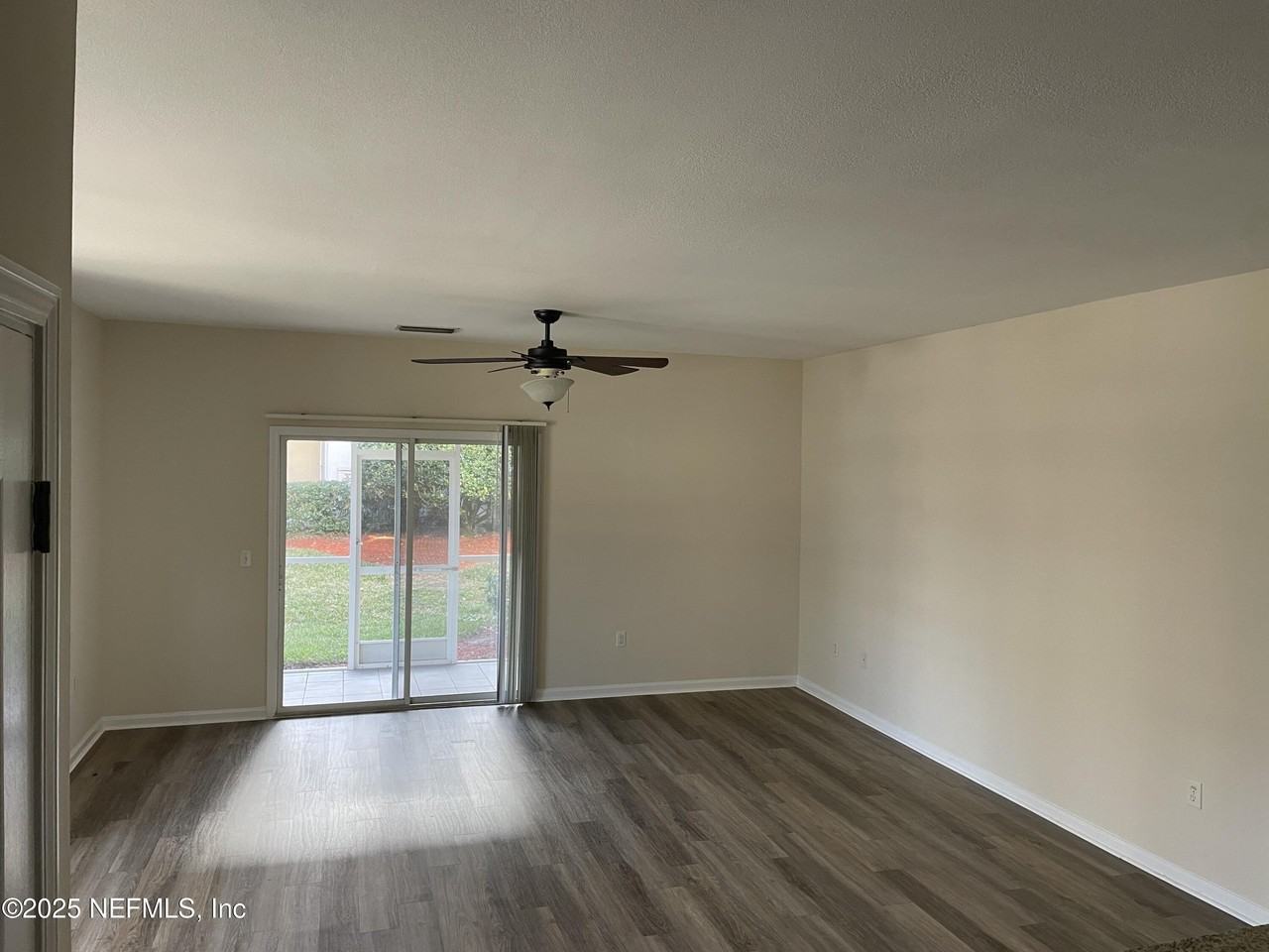 3750 Silver Bluff Blvd Apt 1301 #1301 - Photo 3 of 34