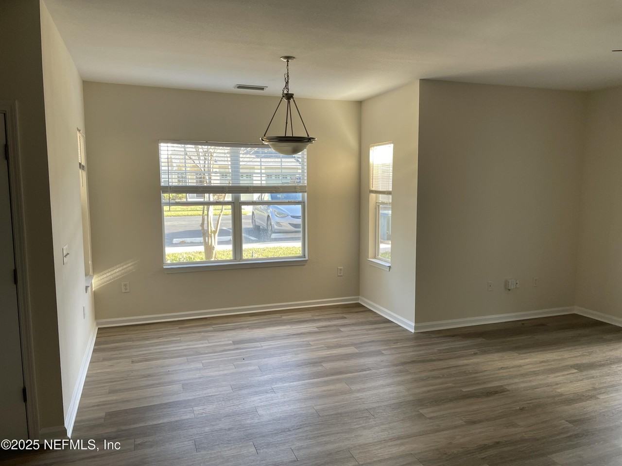 3750 Silver Bluff Blvd Apt 1301 #1301 - Photo 4 of 34