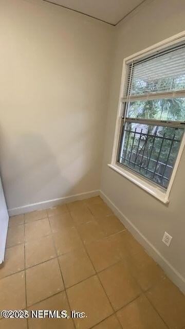 1701 Flagler Ave - Photo 4 of 10