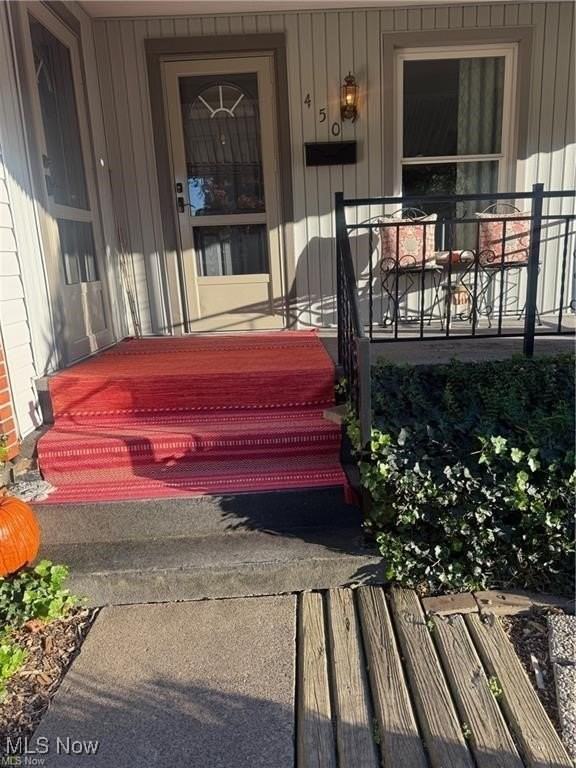 450 E 5th St - Photo 3 of 28