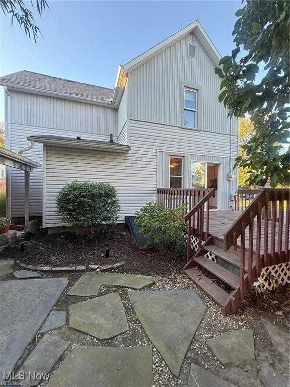 450 E 5th St - Photo 5 of 28