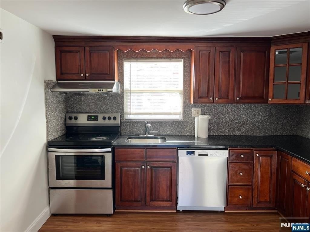 75 Park Ave Fl 2 - Photo 6 of 14