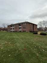 425 Abbott Farm Ln - Photo 1 of 1