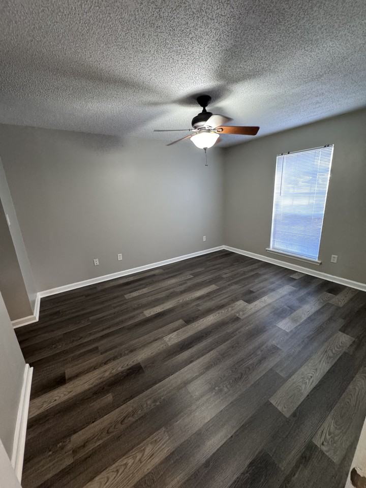 1055 Baxter Street - 1Unit 504 #504 - Photo 4 of 37