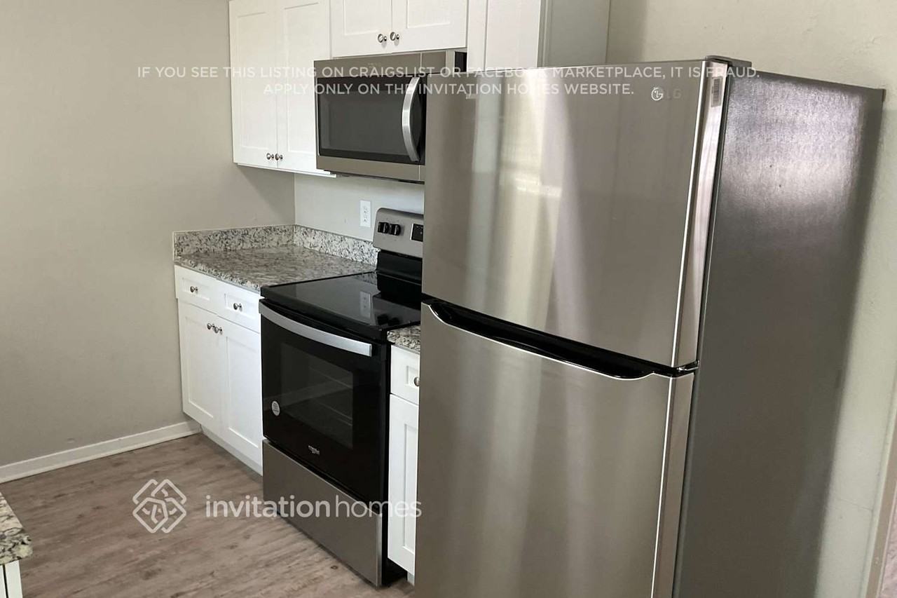 3004 Albany Dr - Photo 6 of 16