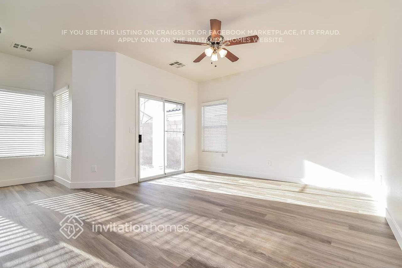 7685 Morning Lake Dr - Photo 5 of 18