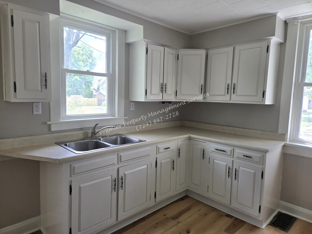 1429 Hall Ave #101 - Photo 4 of 22