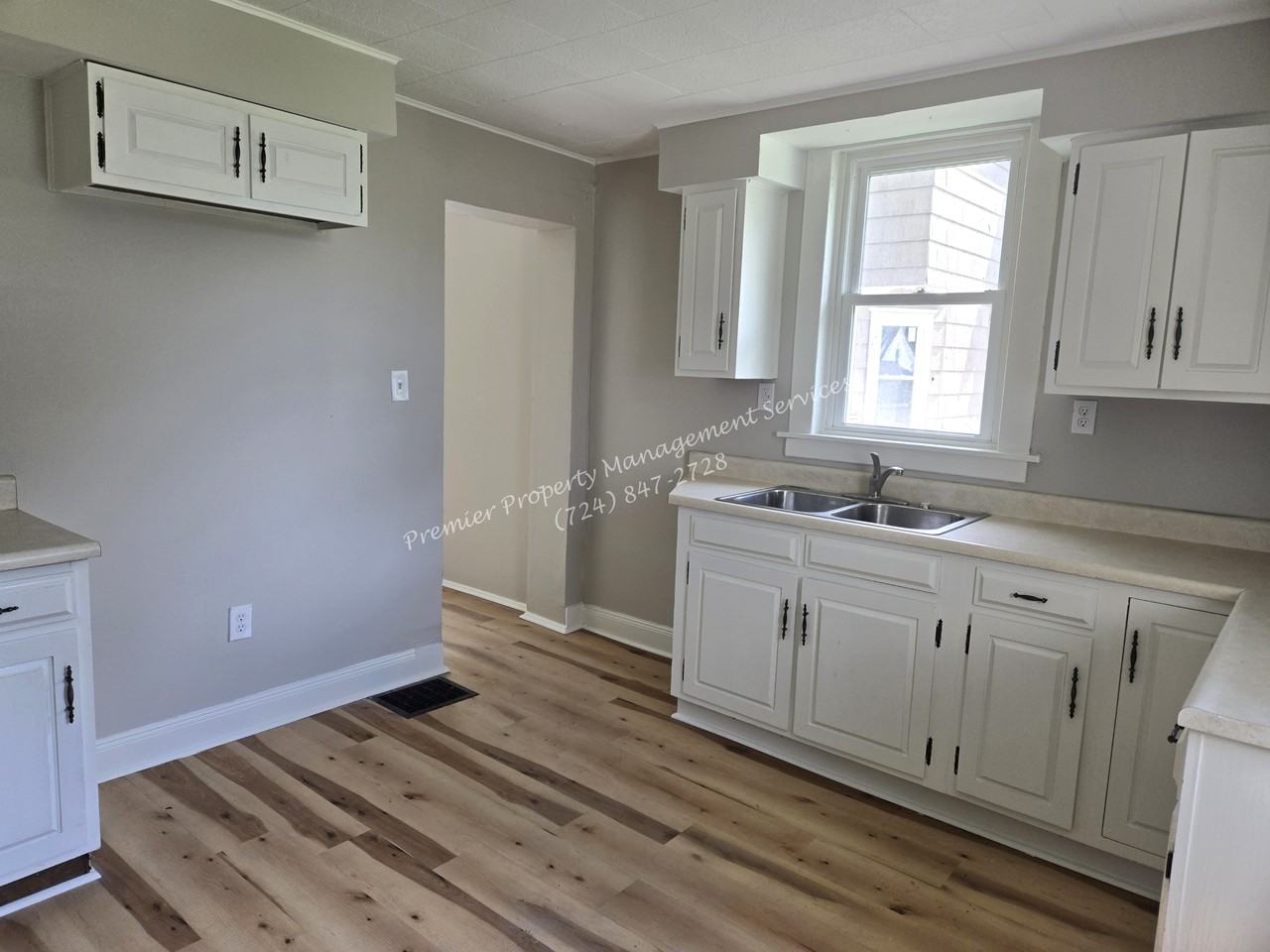 1429 Hall Ave #101 - Photo 5 of 22